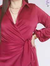 MAXIVESTIDO CRUZADO CON AMARRE GUINDA ENTERO