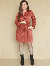 VESTIDO CORTO CRUZADO CON AMARRE TEJA ENTERO