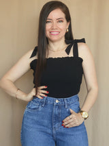 TOP MULTIAGUJA CON LAZOS COLOR ENTERO