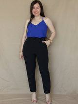 PANTALÓN CLÁSICO CON CORREA FORRADA