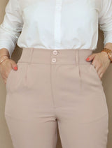 PANTALÓN CLÁSICO CON CORREA FORRADA