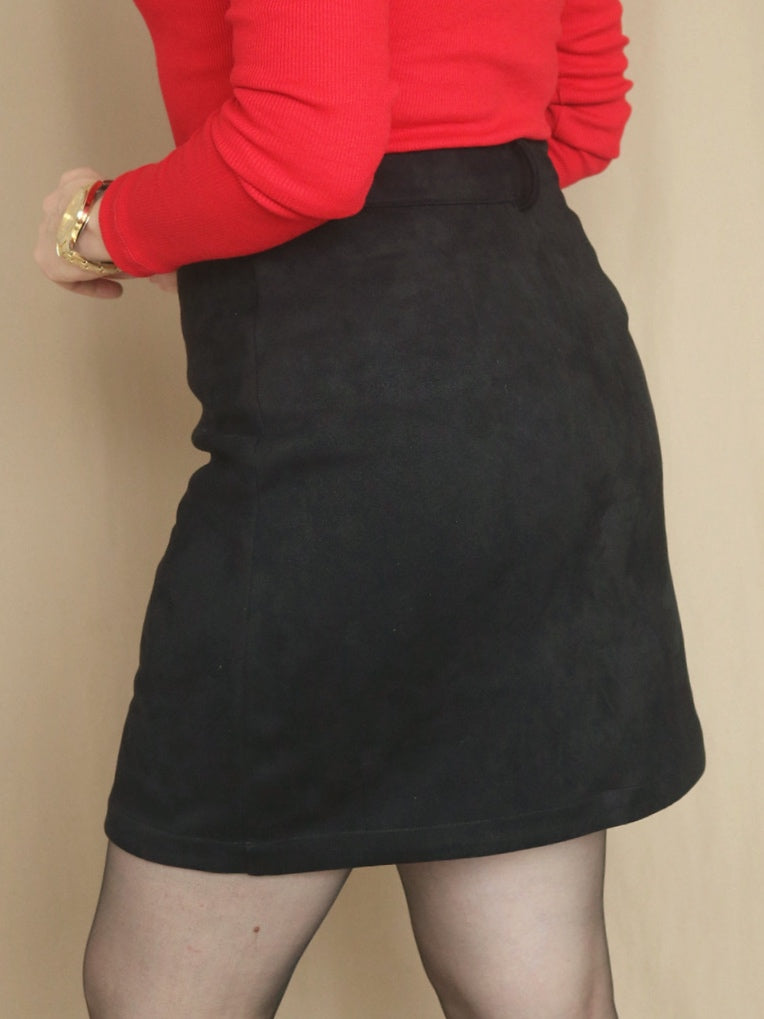 FALDA SHORT CLÁSICA