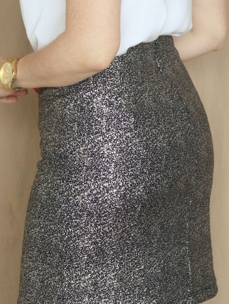FALDA CORTA BRILLOS NEGRO PLATA